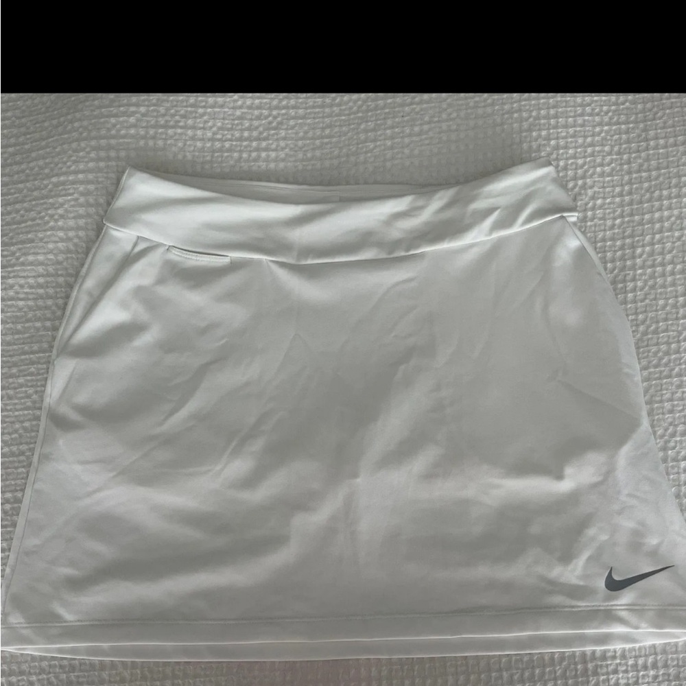 Nike White A-Line Athletic Skort with Grey Swoosh